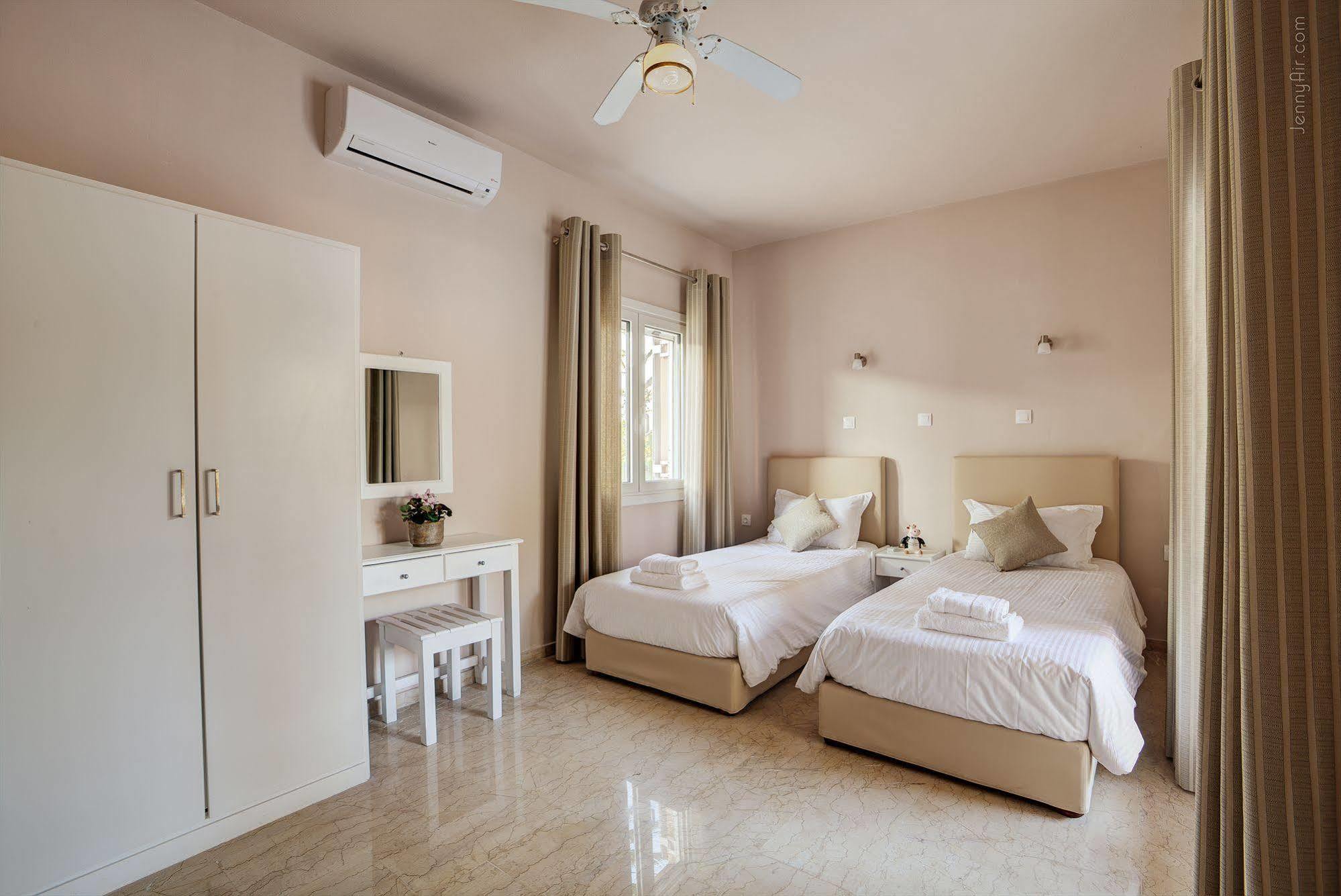 Paradise Village Roda  Ngoại thất bức ảnh